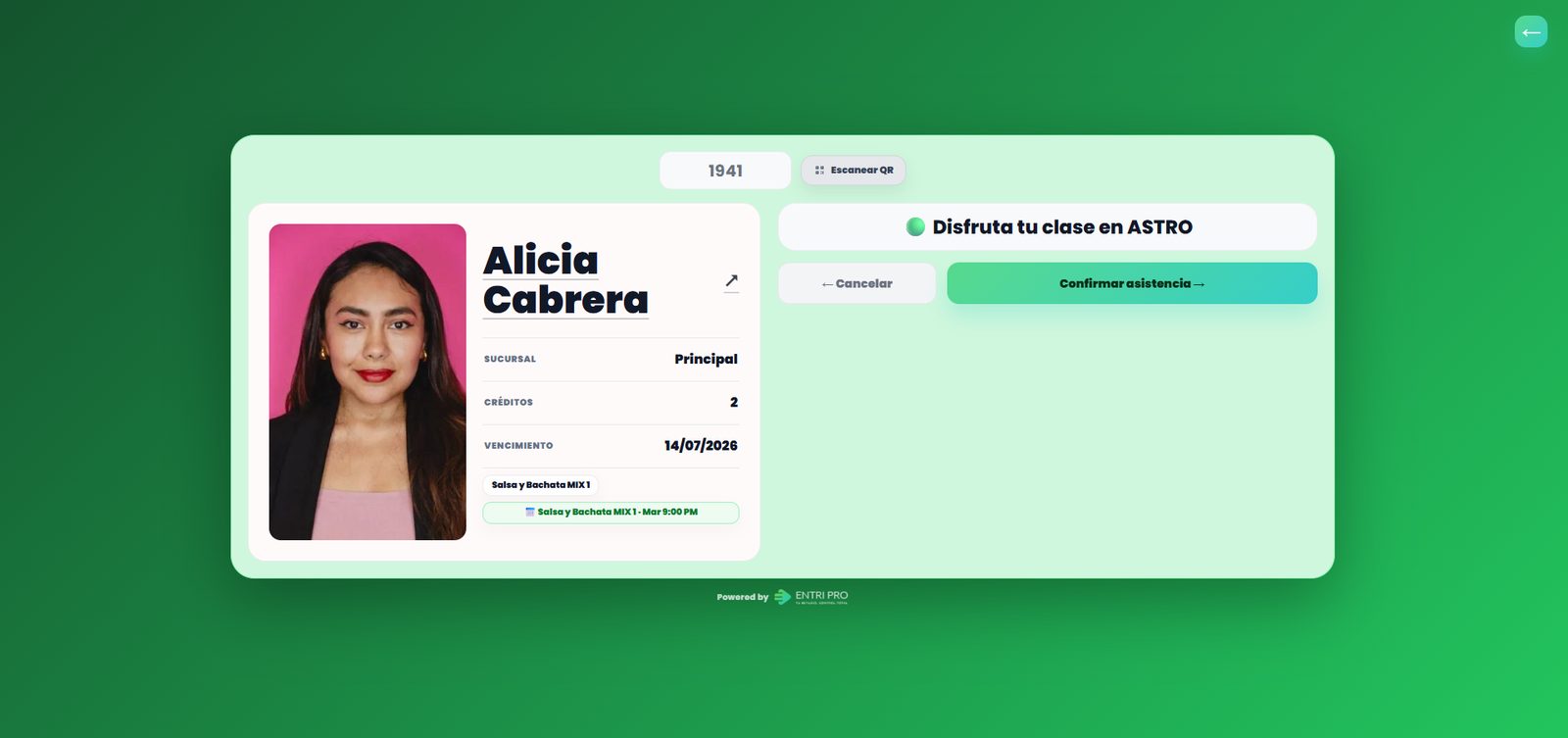 Recepción inteligente con QR en Entri PRO 2027